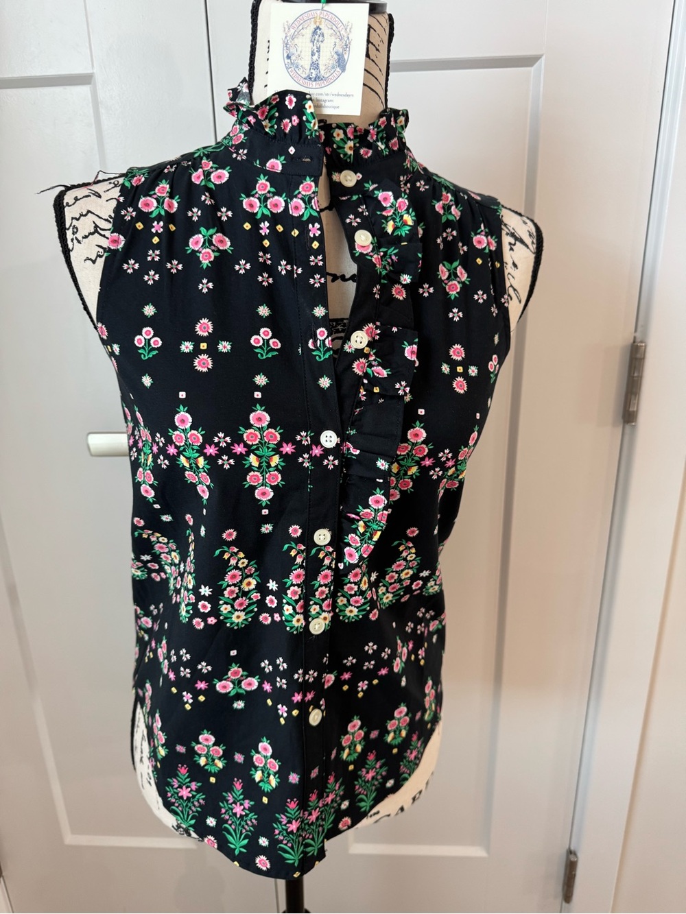 Ann Taylor XXSP Sleeveless Button Up Shirt Black Pink Floral High Neck Cotton